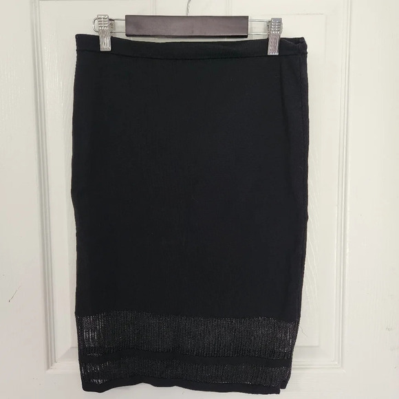 Guess Black Bodycon Skirt - Picture 1 of 12